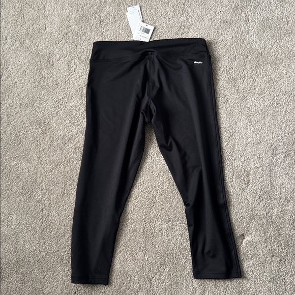 Adidas workout pants - Picture 2 of 2